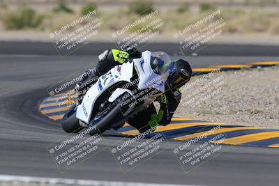 media/Nov-06-2022-SoCal Trackdays (Sun) [[208d2ccc26]]/Turn 11 (10am)/